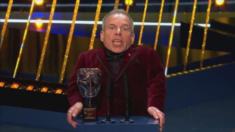 Warwick Davis issues cryptic response as he’s quizzed on new love interest after wife’s death