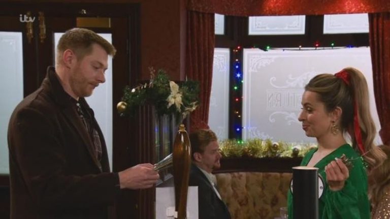 Coronation Street star responds to episode cuts as ITV make further schedule changes