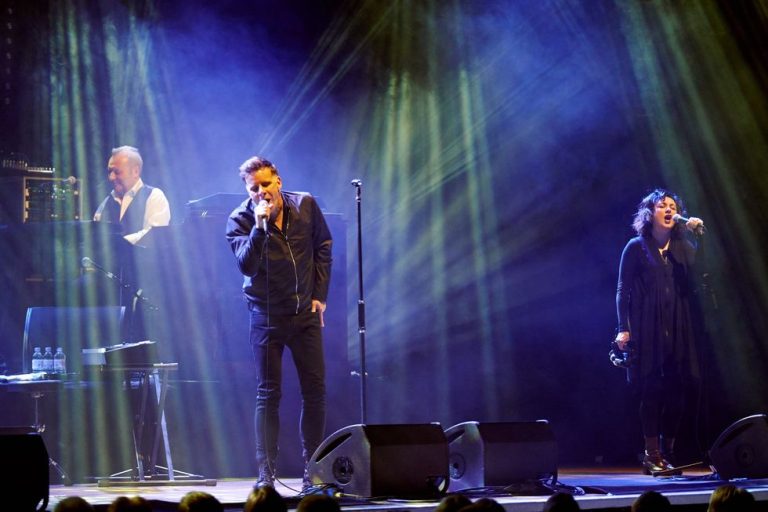 Deacon Blue star and co-founder dies aged 64 following cancer battle as band issues heartbreaking statement